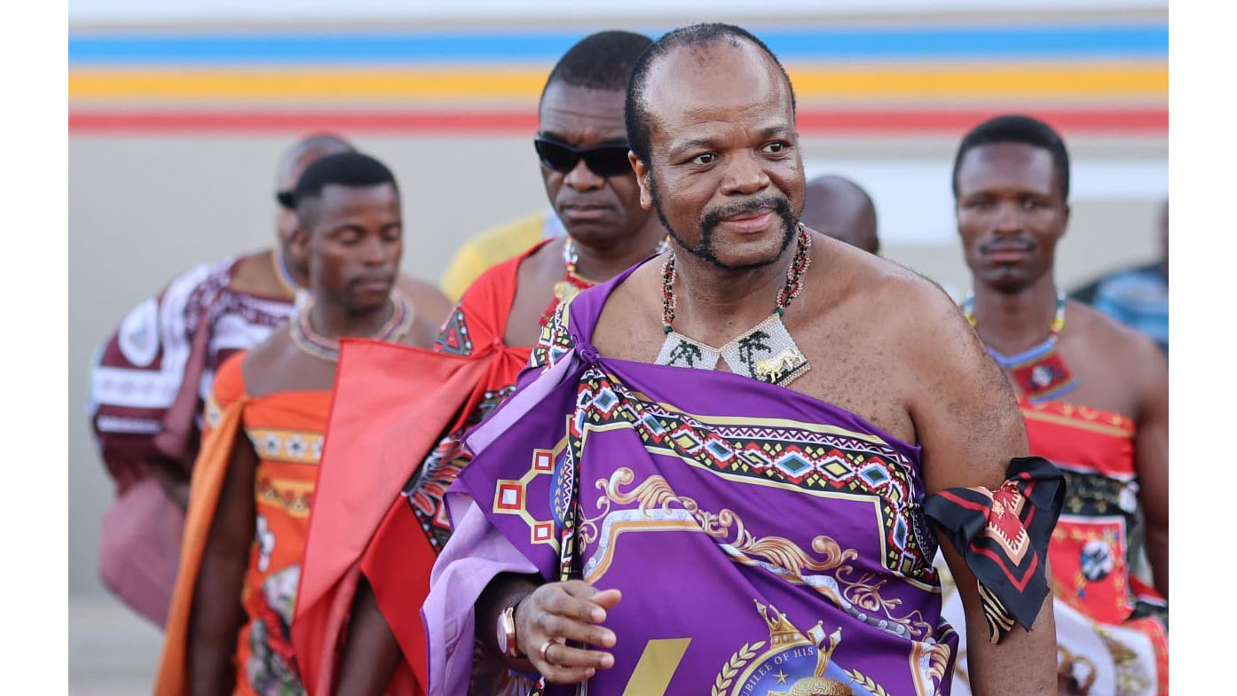 King calls for 40 000-seater stadium